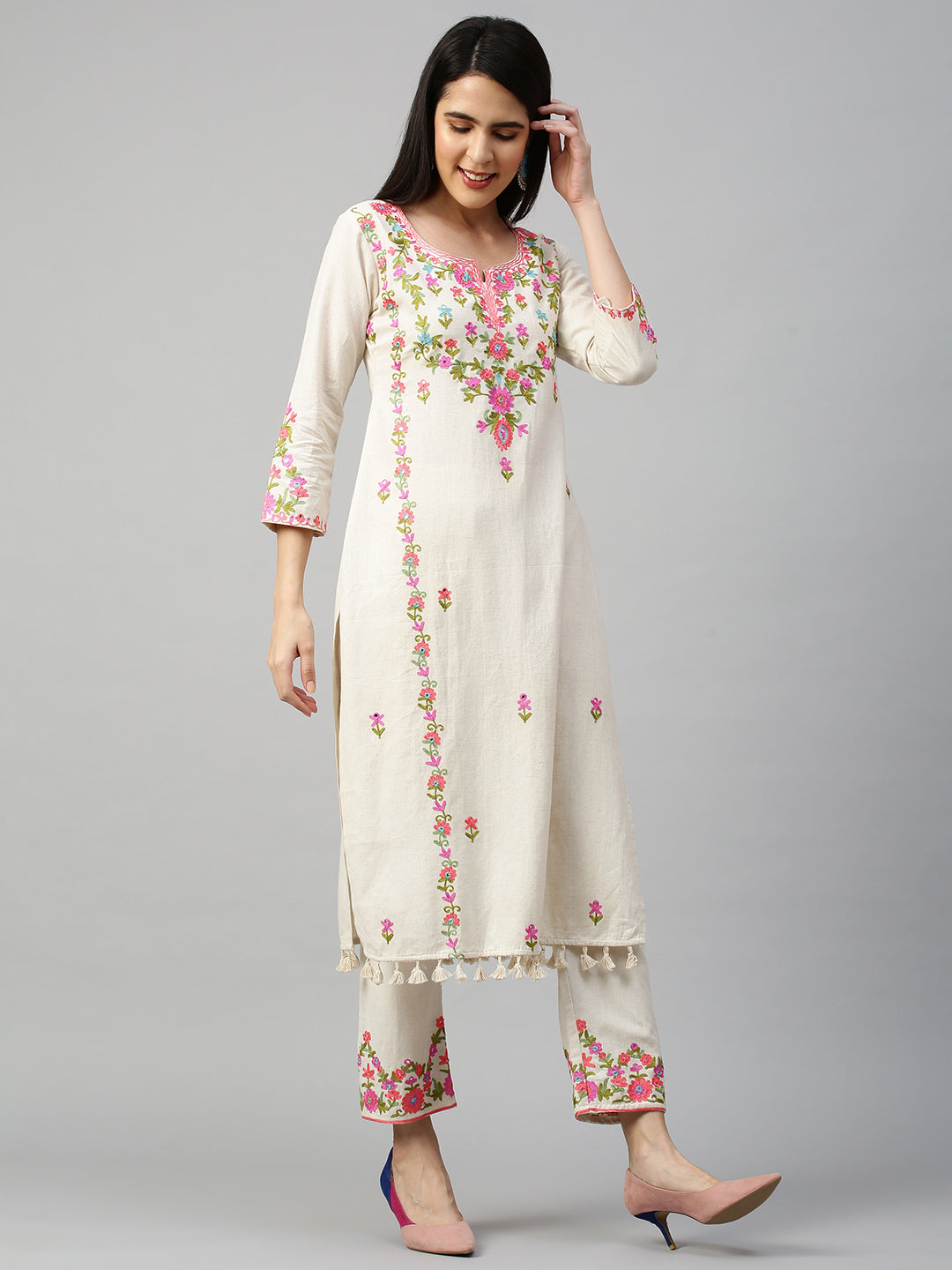 Kashmiri Floral Embroidered Kurta with Pant - Off White