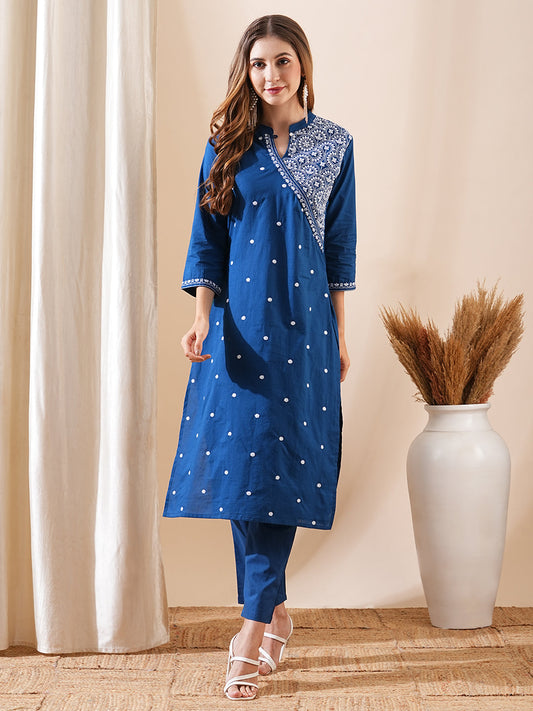 Solid Ethnic Embroidered Straight Fit Kurta with Pant - Blue