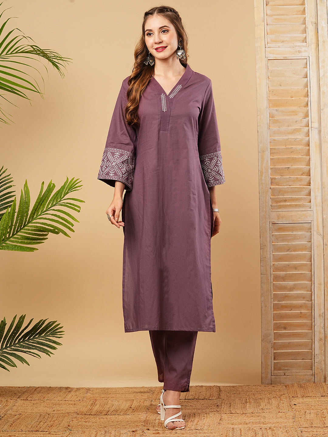 Solid Resham Embroidered Bell Sleeves Kurta with Pants - Mauve