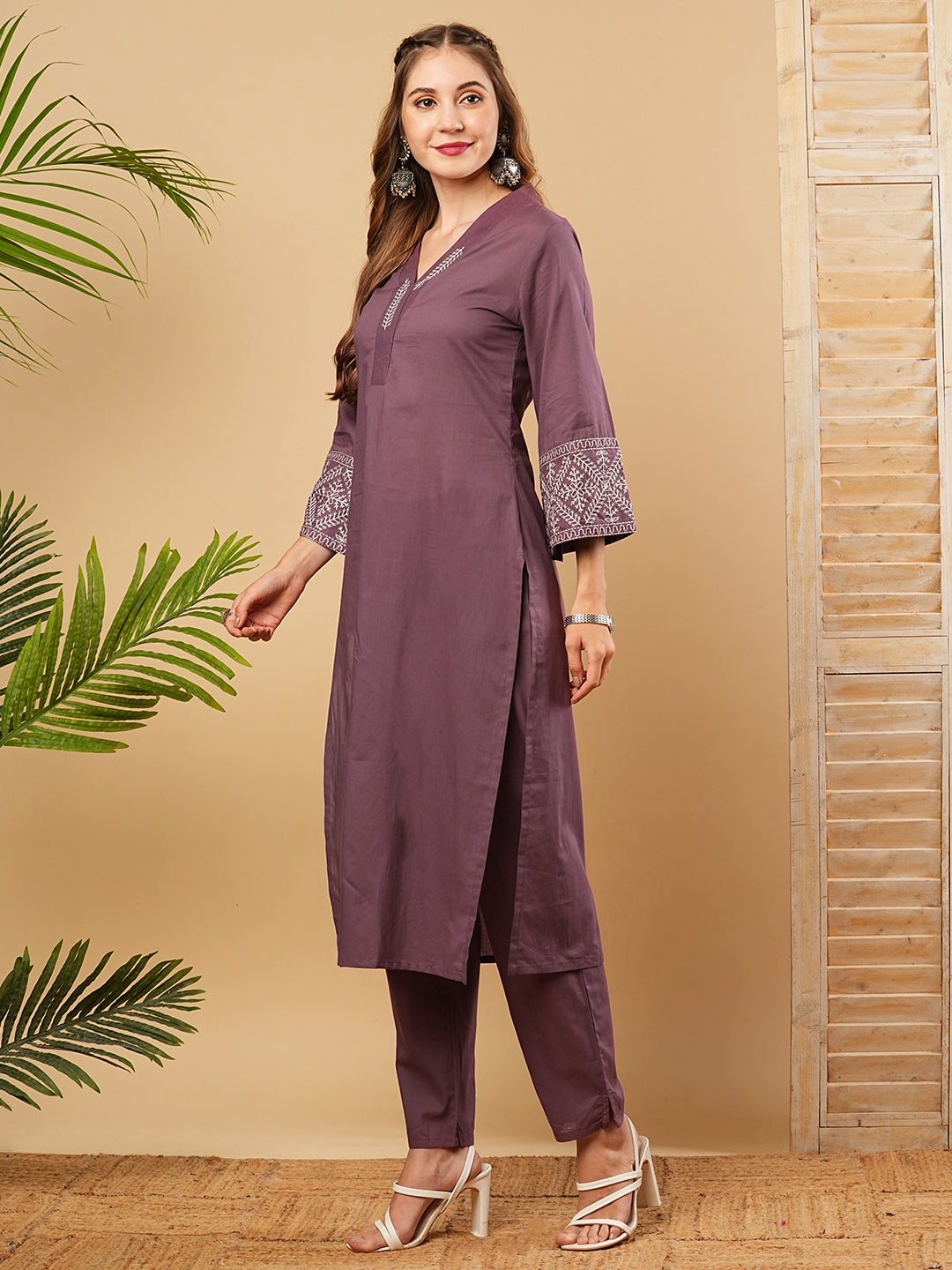 Solid Resham Embroidered Bell Sleeves Kurta with Pants - Mauve