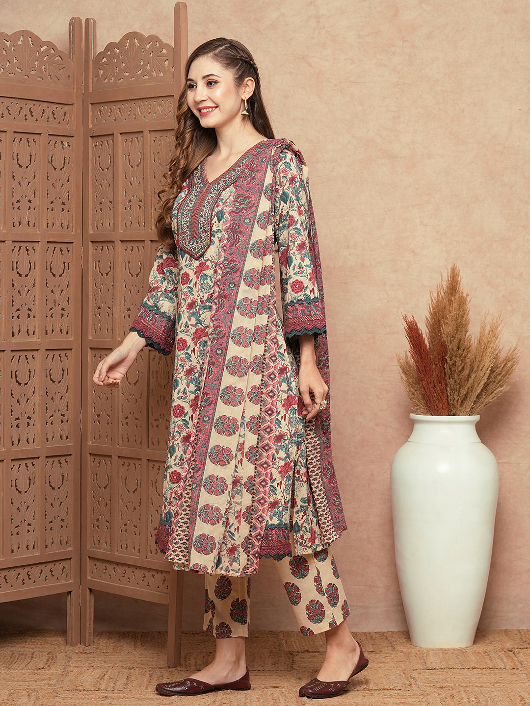 Floral Printed Mirror & Zari Embroidered Crochet Lace Work Kurta with Pants & Dupatta - Cream