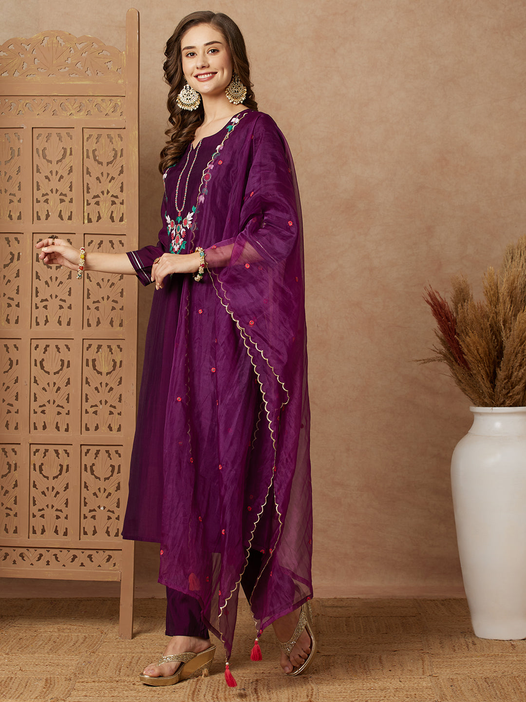 Solid Thread Embroidered Straight Fit Kurta with Pant & Dupatta - Purple