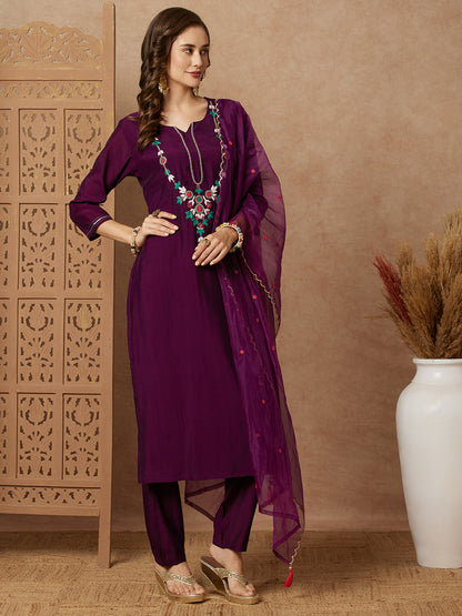 Solid Thread Embroidered Straight Fit Kurta with Pant & Dupatta - Purple