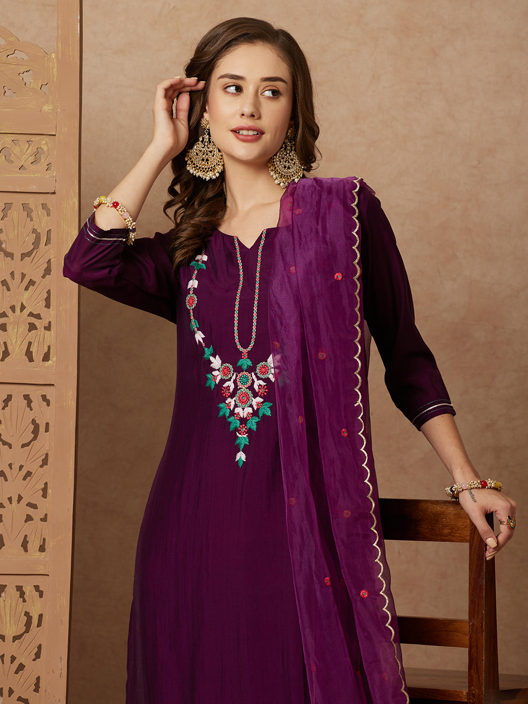 Solid Thread Embroidered Straight Fit Kurta with Pant & Dupatta - Purple