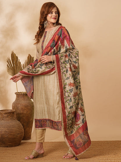 Solid Straight Kurta with Pant & Kalamkari Printed & Zari Embroidered Dupatta - Beige