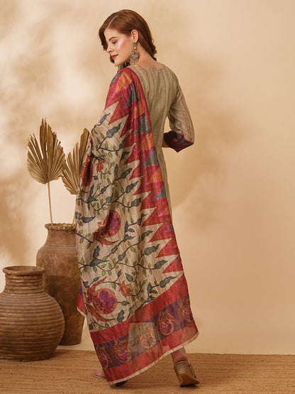 Solid Straight Kurta with Pant & Kalamkari Printed & Zari Embroidered Dupatta - Beige