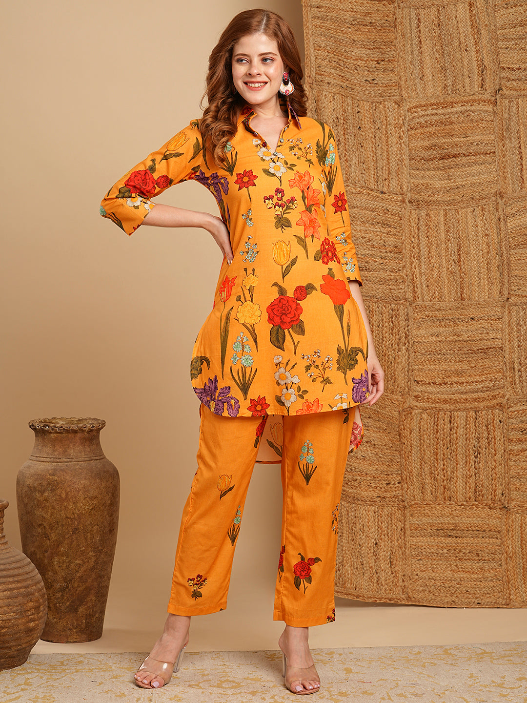 Floral Printed Straight Fit Kurta with Pant - Yellow