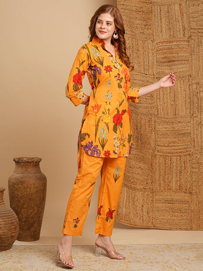 Floral Printed Straight Fit Kurta with Pant - Yellow