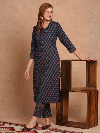 Ethnic Printed Straight Fit Kurta with Pant - Blue