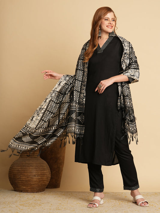 Solid Ethnic Embroidered Straight Fit Kurta with Pant & Dupatta - Black