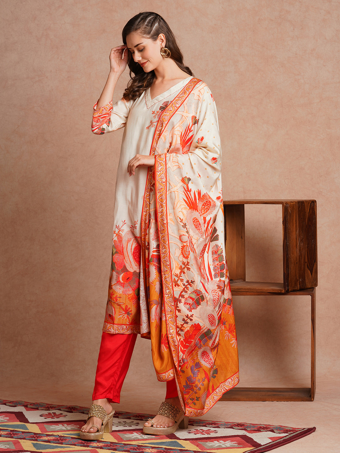 Floral Printed Straight Fit Kurta with Pant and Printed Dupatta - Off White