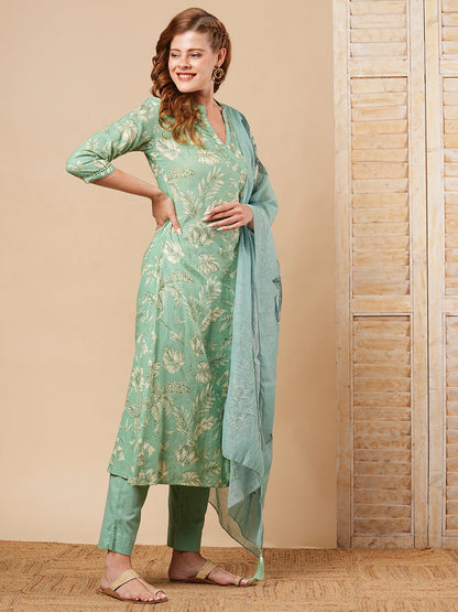 Floral Printed A-Line Paneled Kurta with Pant & Dupatta - Green