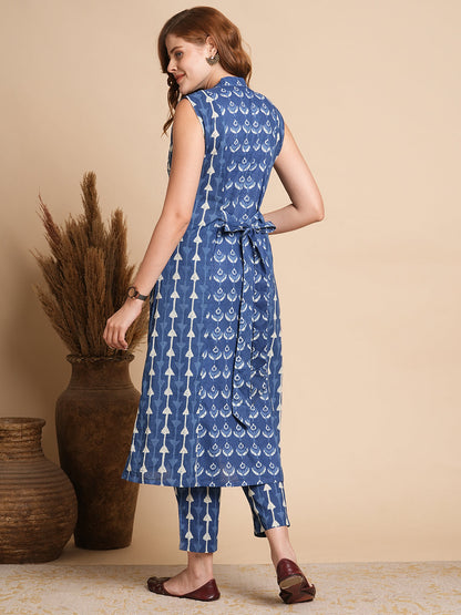 Ethnic Stripes Printed & Embroidered Straight Fit Kurta with Pant - Blue