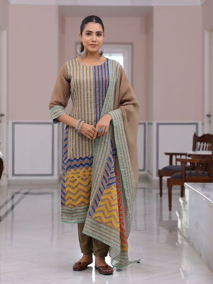 Geometric Printed Straight Fit Kurta with Pant & Dupatta - Mustard Green