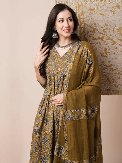 Floral Printed Mirror & Resham Embroidered Kurta with Pants & Dupatta - Multi