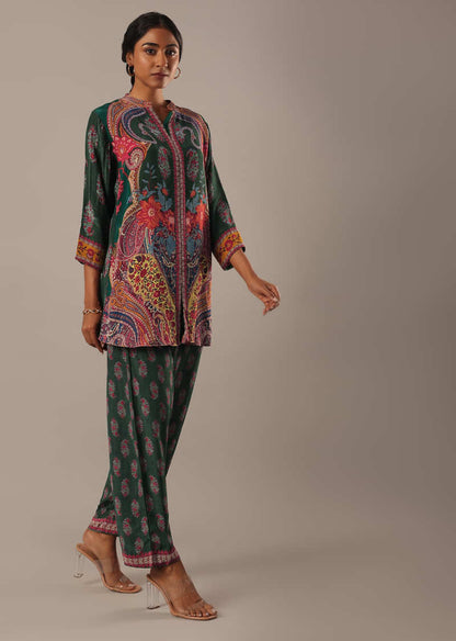 Green Crepe Short Kurta Set With Printed Motifs